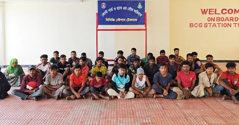 উদ্ধার হওয়া ৩২ বন্দি